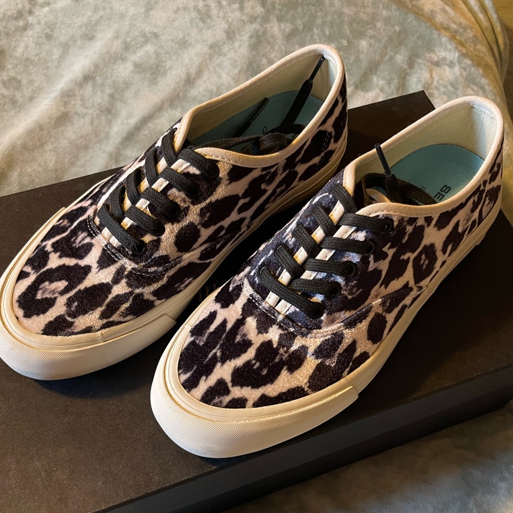 SeaVees by J. Crew Leopard Print Legend Velvet Women's Sneakers